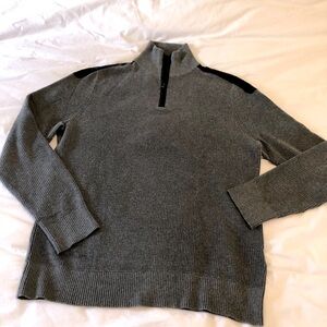 Men’s Banana Republic cotton ribbed quarter-zip sweater. Size Large.